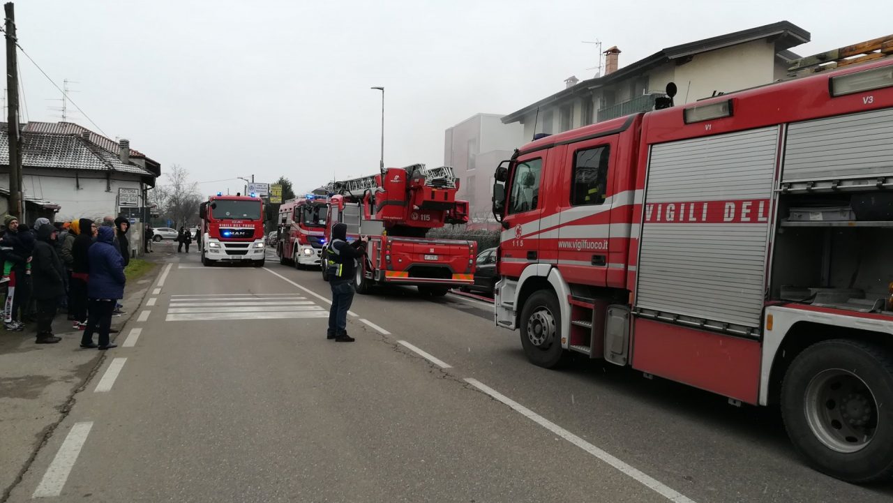 incendio alla cascina valera