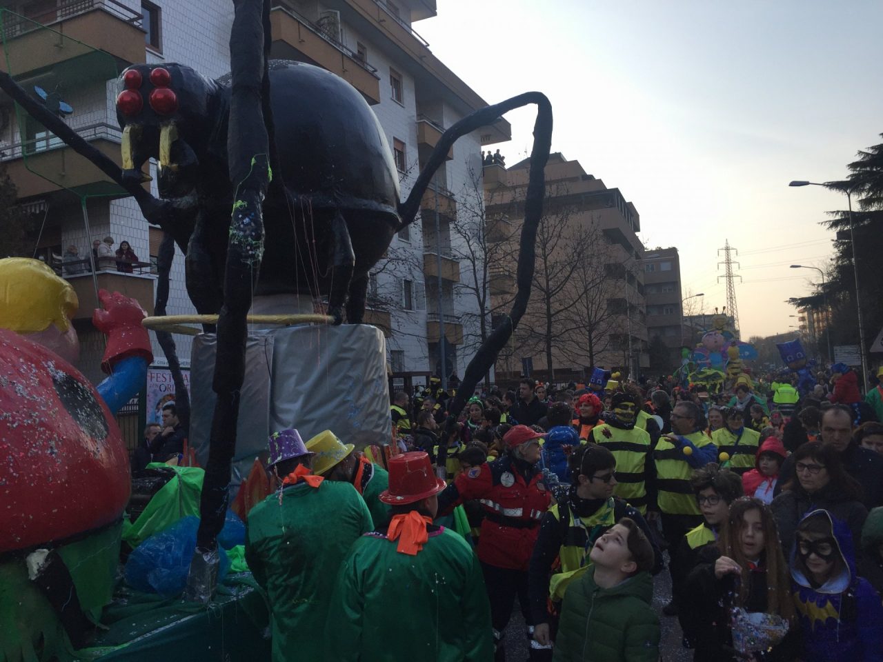 Carnevale a Brugherio tra carri, maschere e balli FOTO