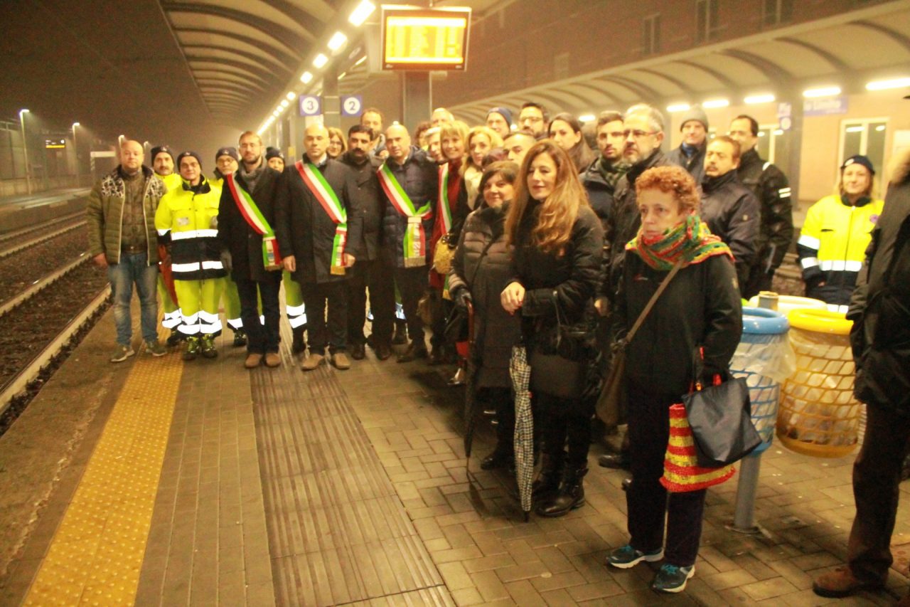 Tragedia a Pioltello una settimana dopo la commemorazione sul binario VIDEO