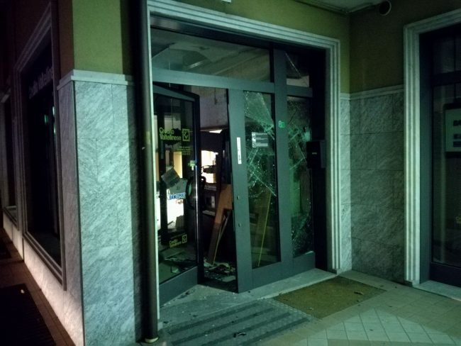 Bancomat esploso, è l’ennesimo assalto in Brianza VIDEO
