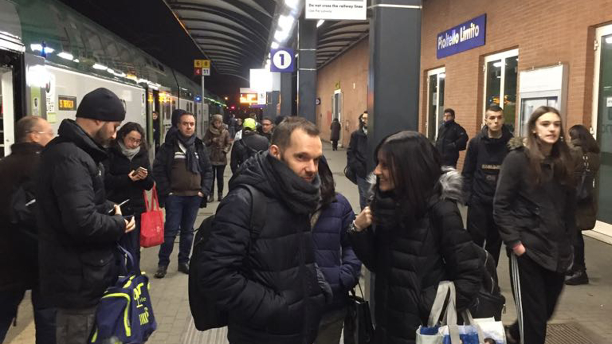 Disagi ferrovia Guasto allo scambio a Pioltello: San Valentino rovinato