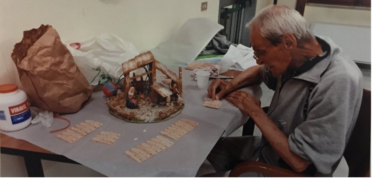 A 80 anni si è riscoperto artista, la storia di Mario