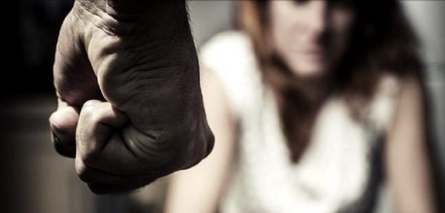 Ragazze molestate sul treno: si cerca il maniaco