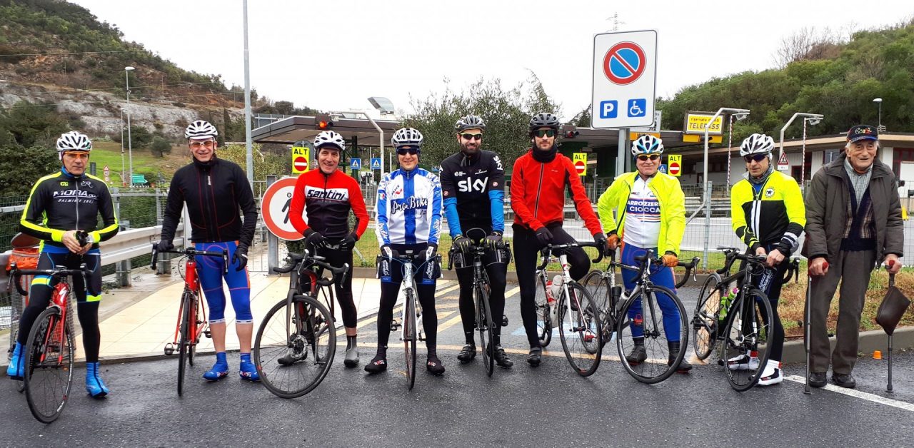 Amici del ciclismo di Basiano in sella per seguire la Milano-Sanremo