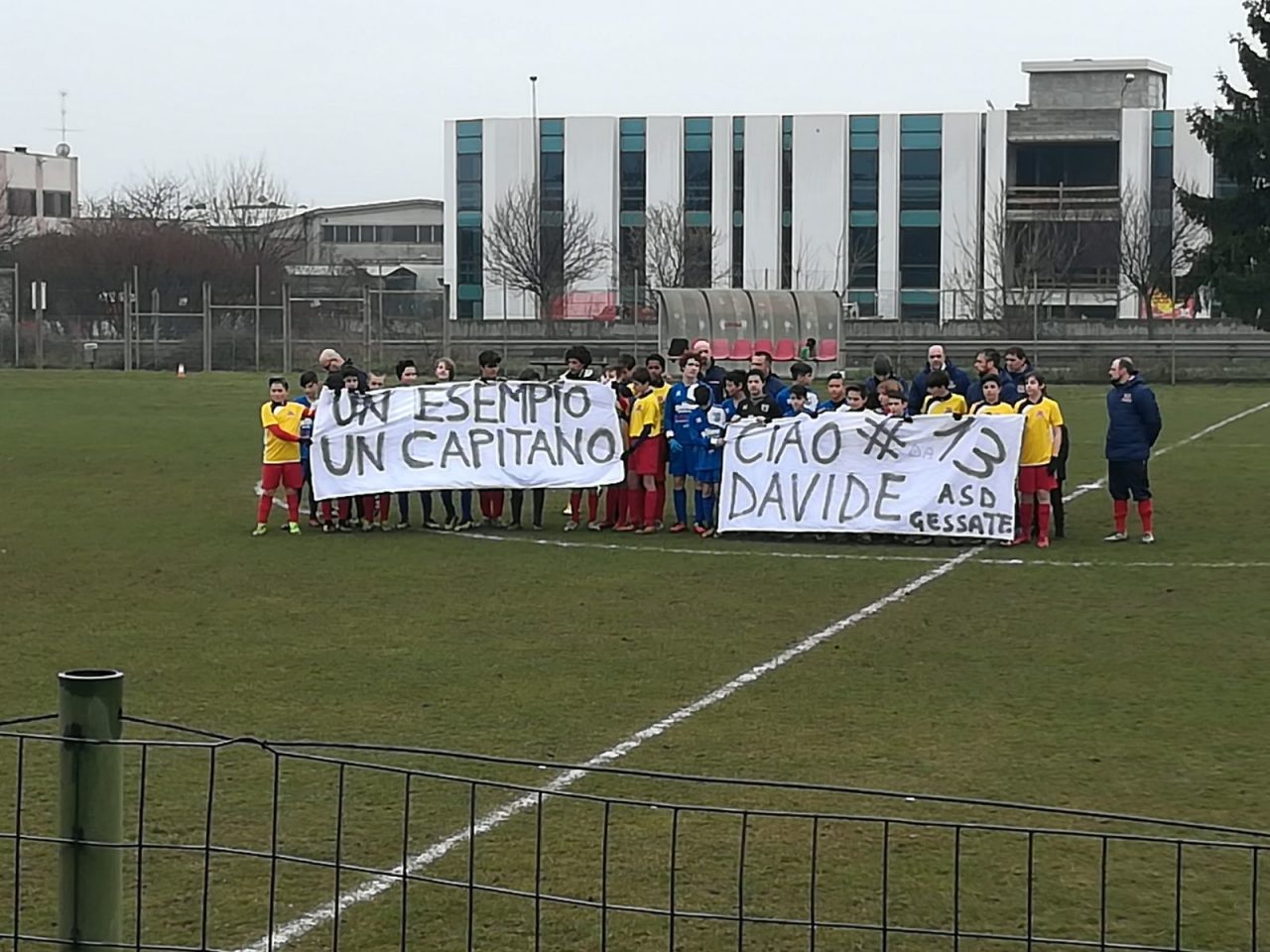 Astori L’omaggio dei bambini del Gessate