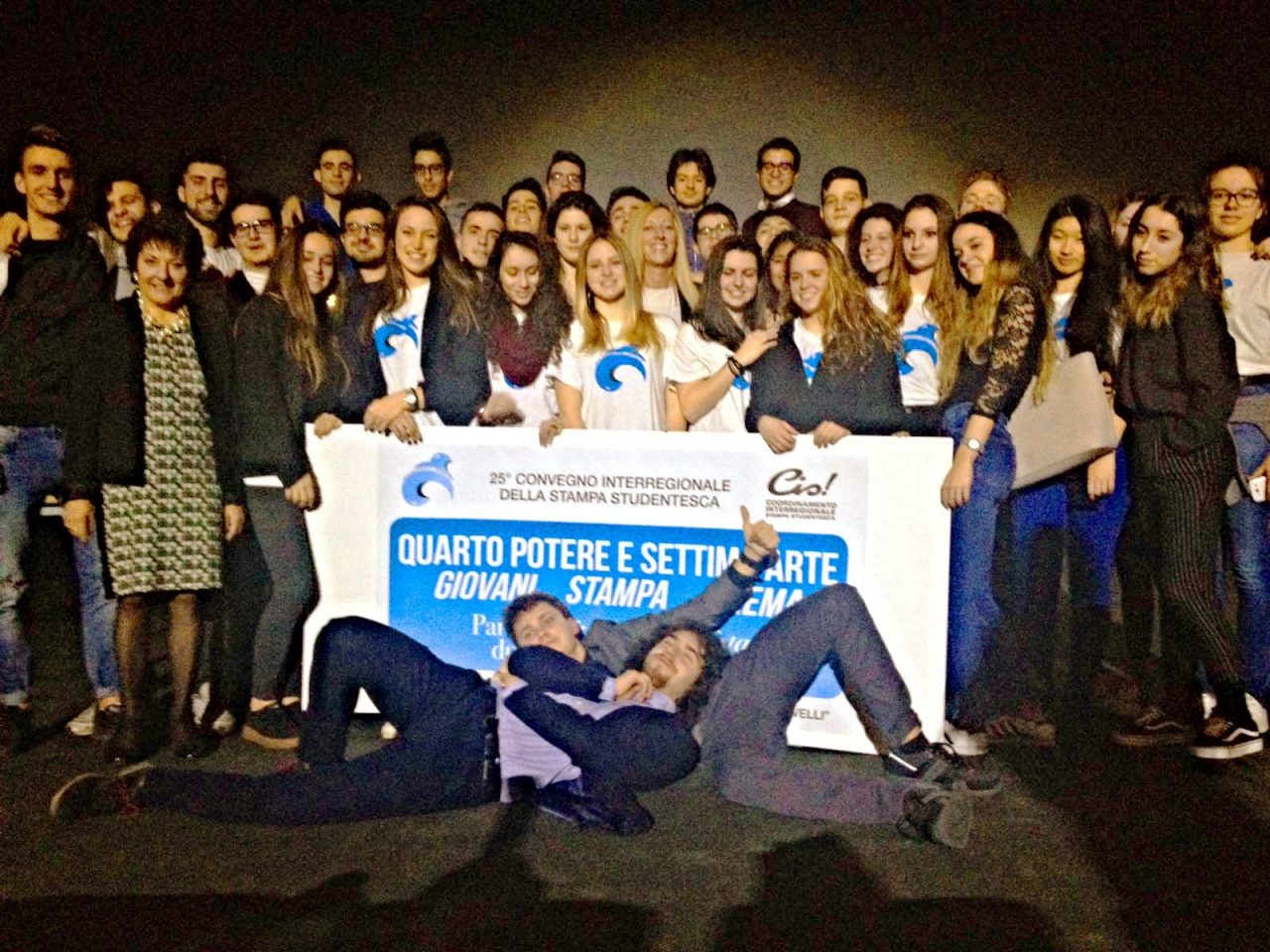 Il liceo Machiavelli porta 400 “giornalisti” al cinema