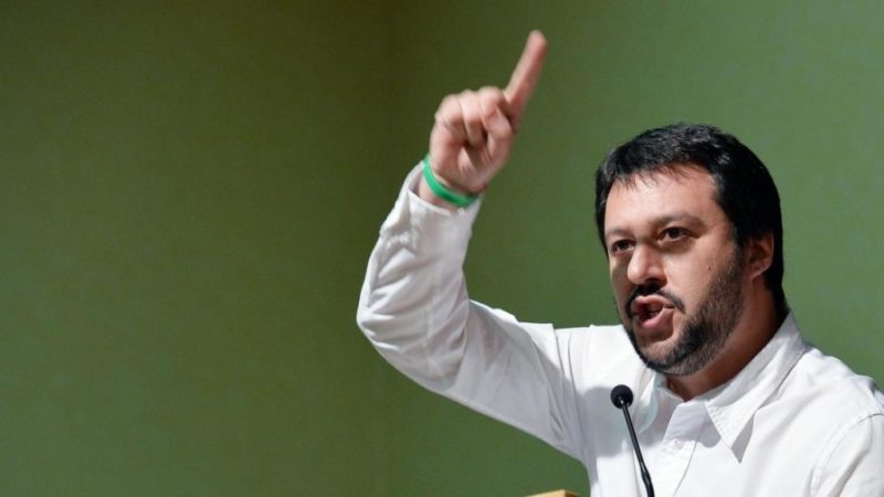L’accusa | Ho perso il lavoro perché non ho servito in gelateria Salvini