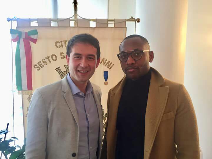 “Non mi faccio visitare da un negro”. Sindaco incontra il medico insultato