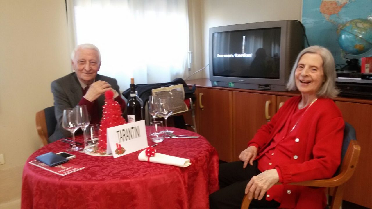 Promessa di nozze nel 1971 Ora tiene fede all’impegno