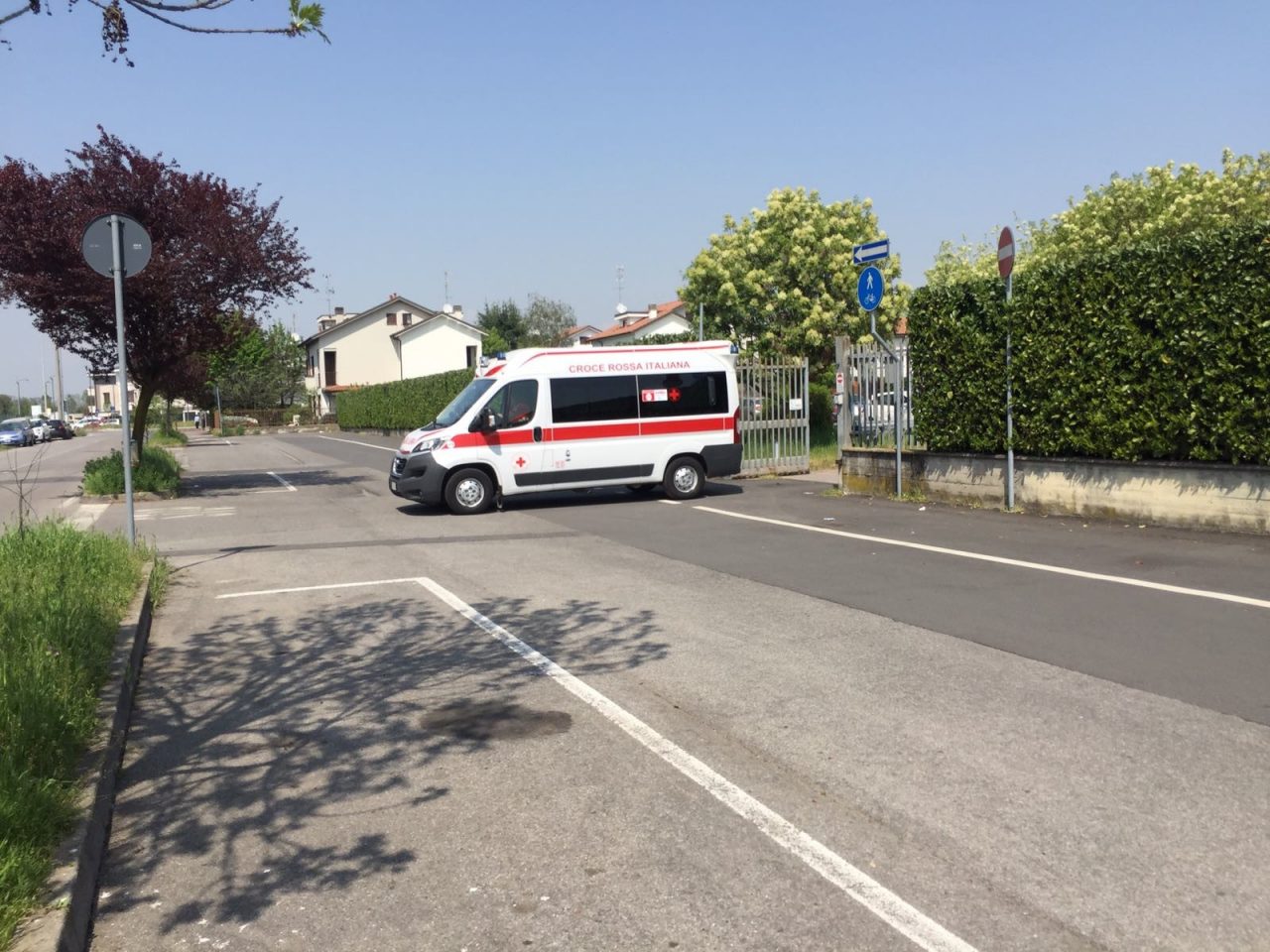 Malore a scuola, 19enne portata in ospedale