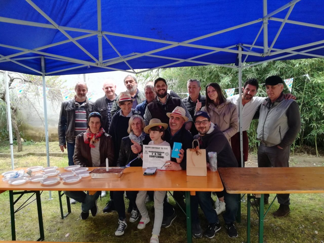 Compleanno nella corte in cui ha sempre vissuto