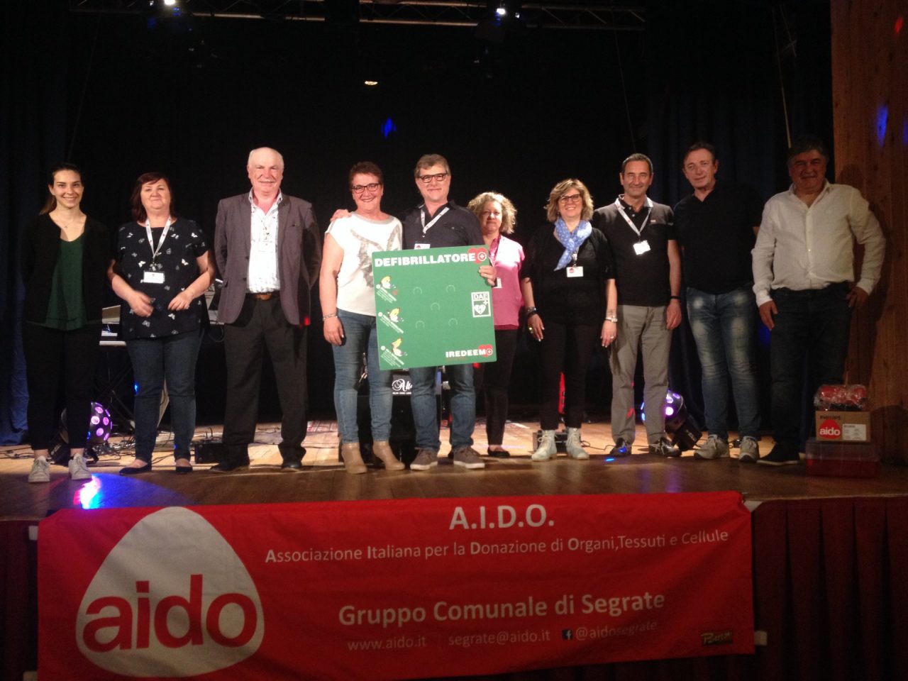 Aido Segrate compie dieci anni e regala un defibrillatore VIDEO