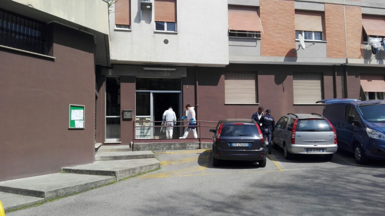 donna trovata morta