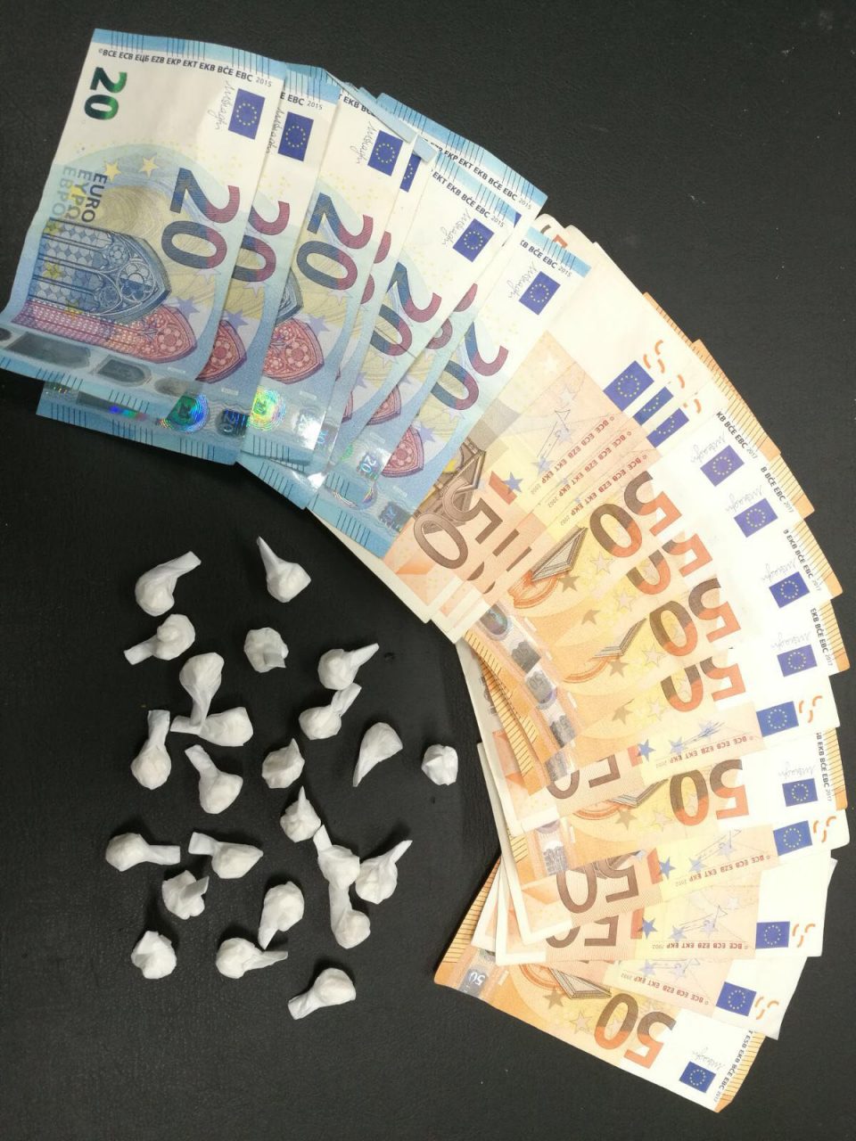 Spacciatore di cocaina arrestato dai carabinieri