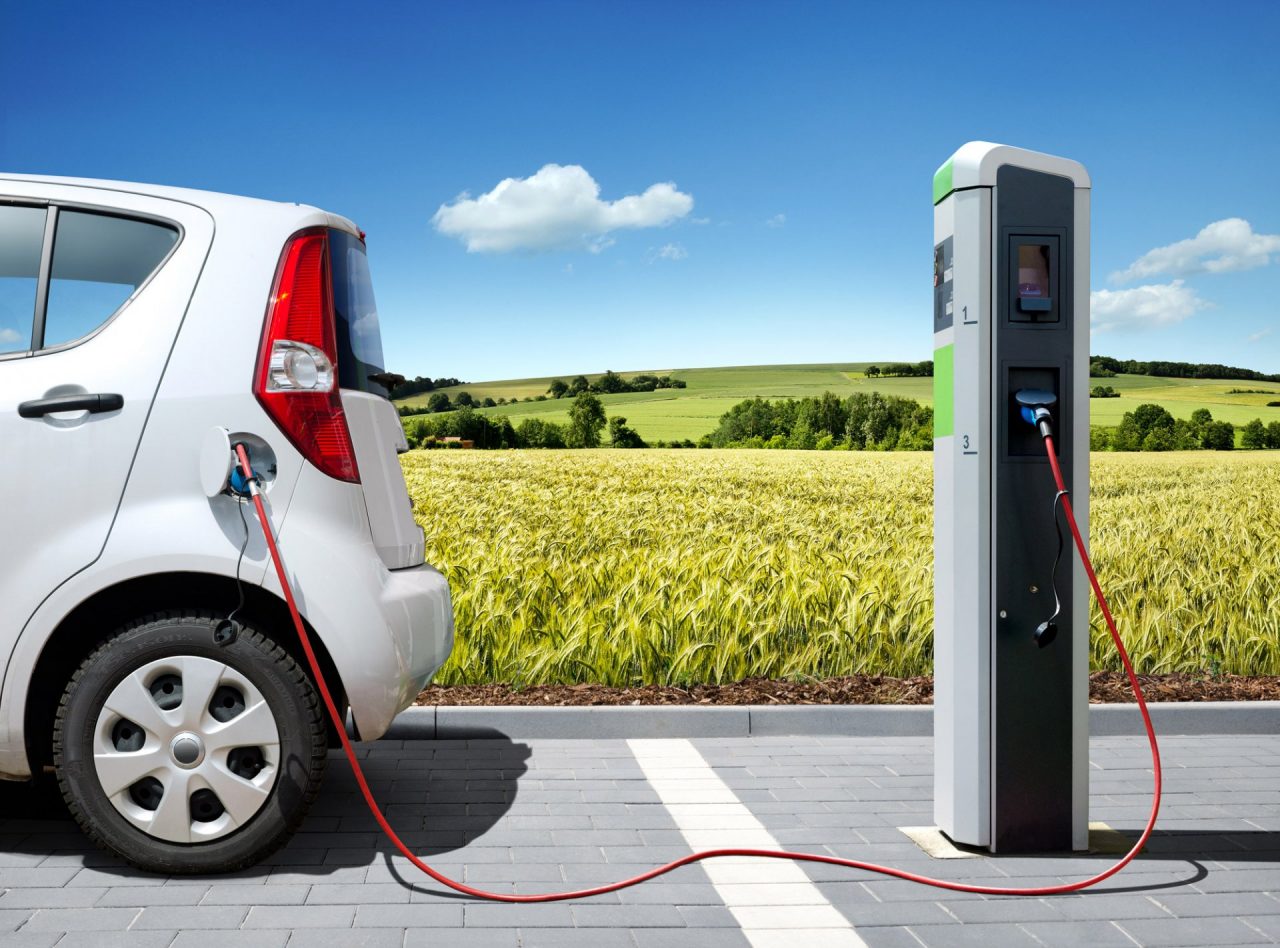 #smartcity Auto elettriche: una rete di colonnine di ricarica in Martesana