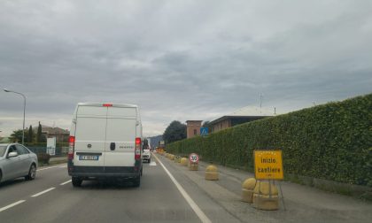 Traffico bloccato sulla Rivierasca a causa di un cantiere