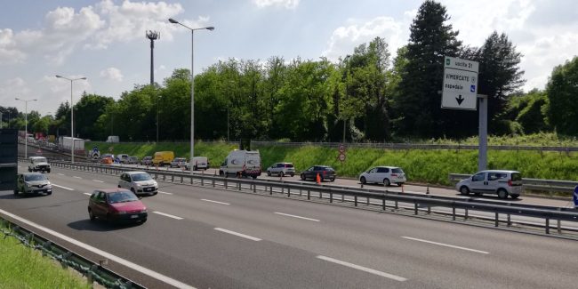 Grave incidente, tangenziale Est bloccata VIDEO