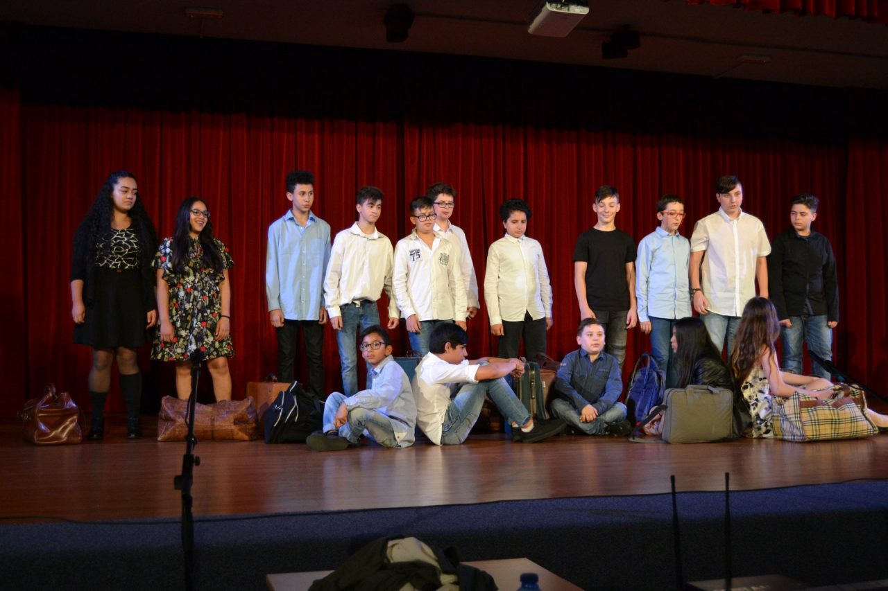 Pioltello, seconda serata di successo per “Teatro in classe” FOTO
