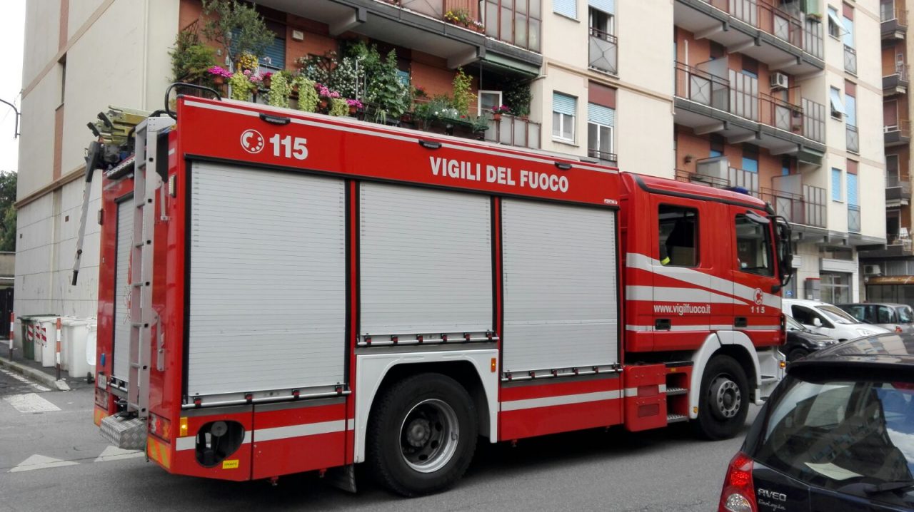 Principio di incendio in centro a Brembate