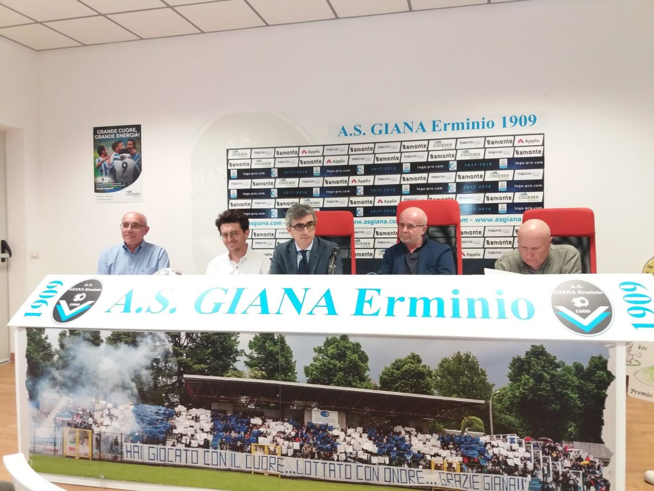 Giana, Cesare Albè lascia la panchina. Per lui pronta una scrivania