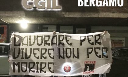 Striscione di Forza Nuova contro la Cgil di Bergamo