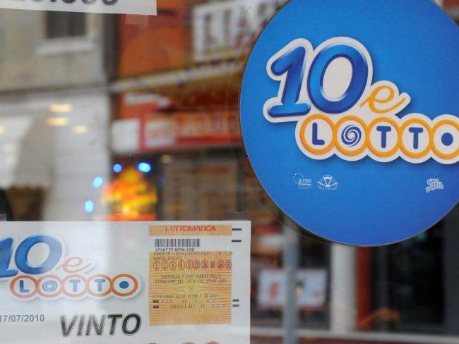 Un’estrazione fortunata al Lotto: porta a casa 12mila euro