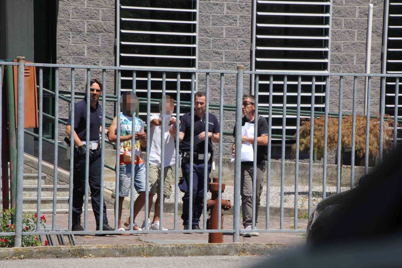 Blitz al Satellite della Polizia Locale, in manette la banda dei pitbull