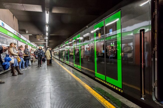 La metro da oggi si paga con carta e bancomat… e conviene