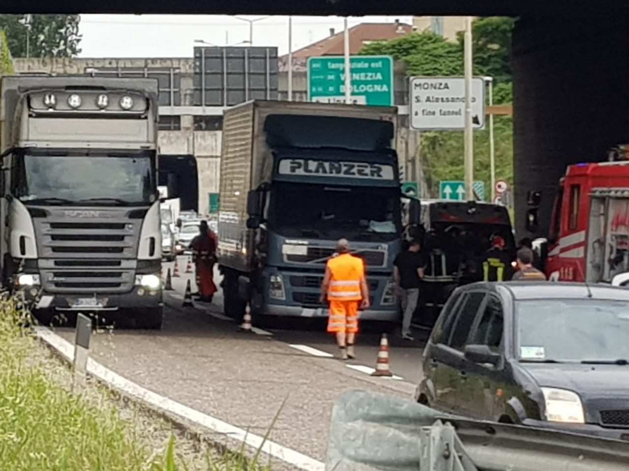 Incidente in Tangenziale Nord: lunghe code e traffico