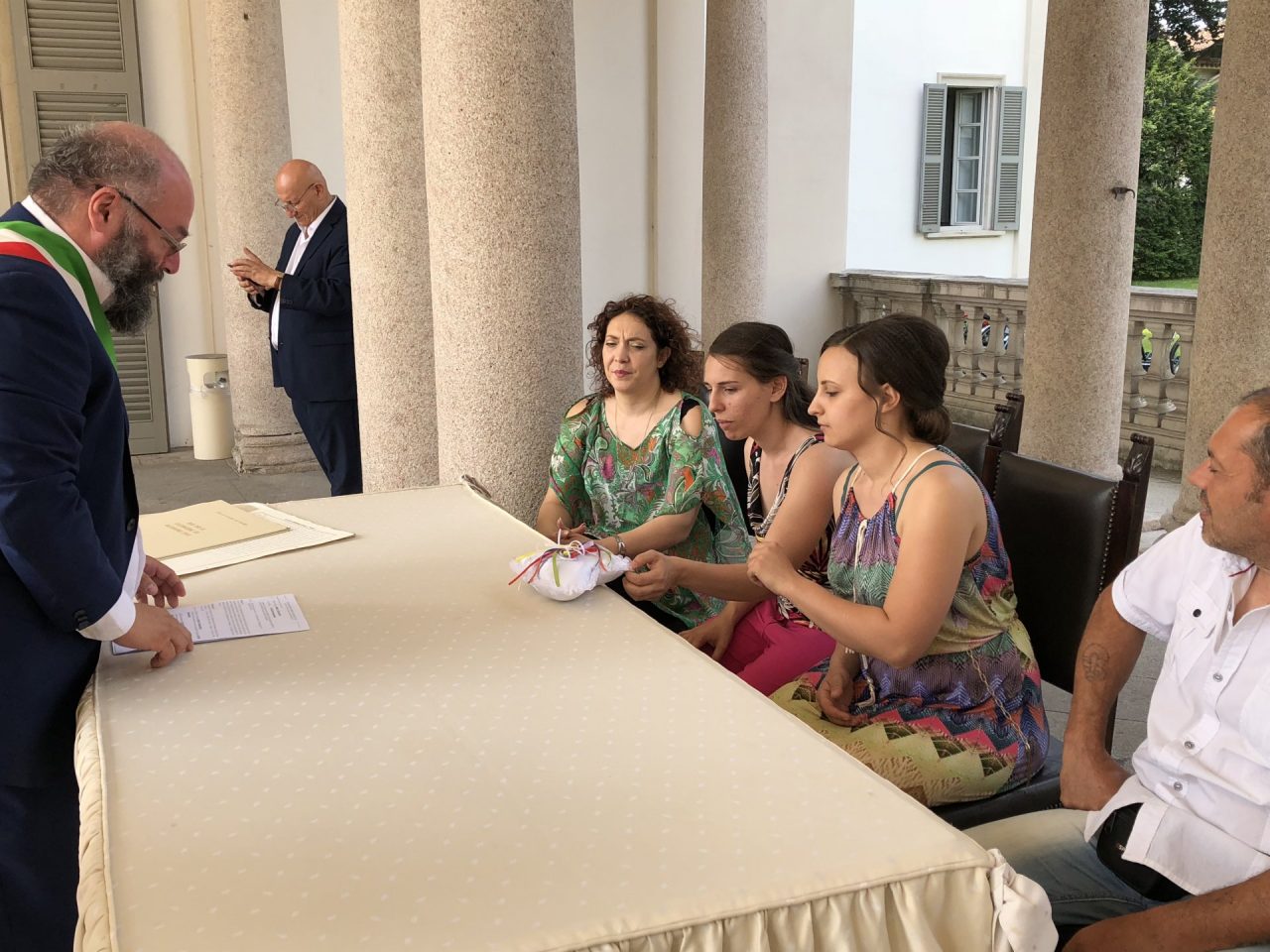 Alessandra e Anna hanno detto “sì”: è il primo matrimonio tra donne a Cernusco