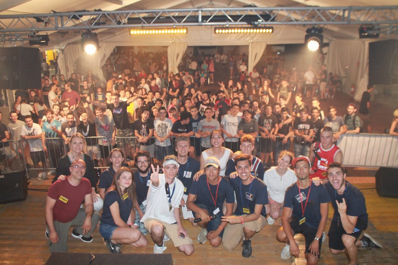 Giovani in festa con P Art in 600 per Axos e Jack the Smoker (VIDEO e FOTO)