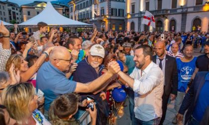 Salvini a Sondrio: "Taglieremo i 35 euro agli immigrati"