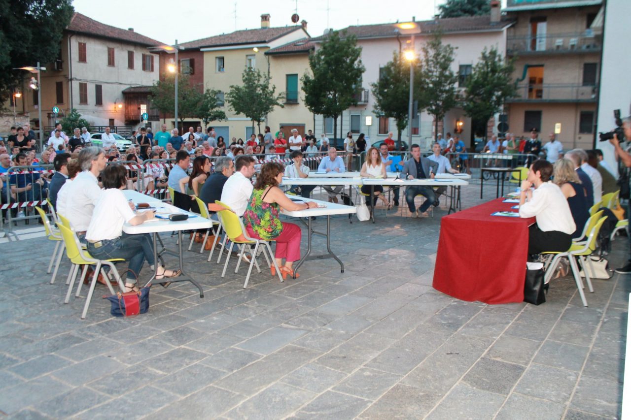 Consigliere dimenticato, seduta rimandata