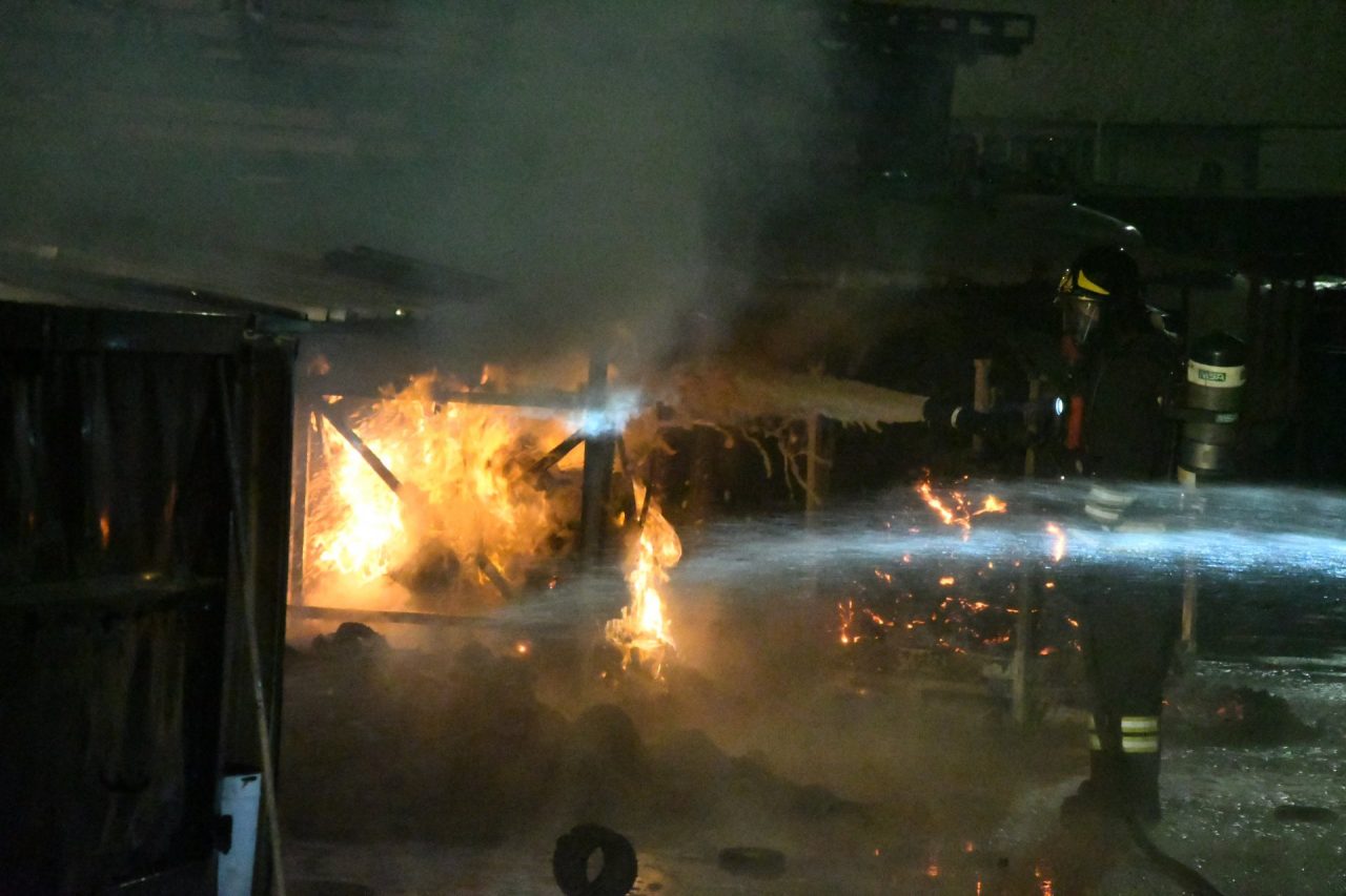 Incendio Pozzo, è il secondo in poche settimane nella stessa ditta