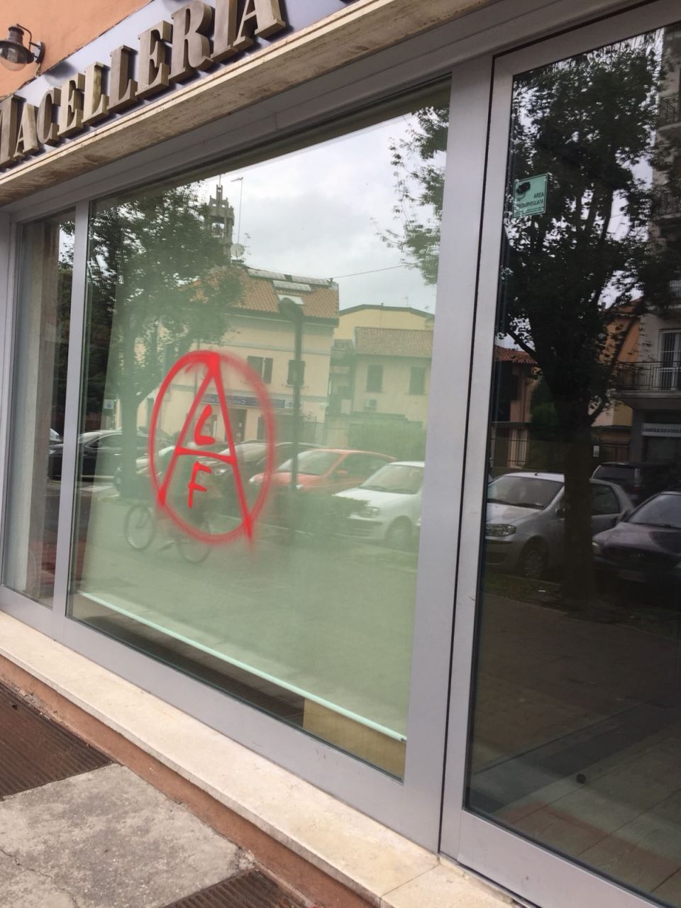 attacco vegano a macelleria cologno monzese palmira via milano