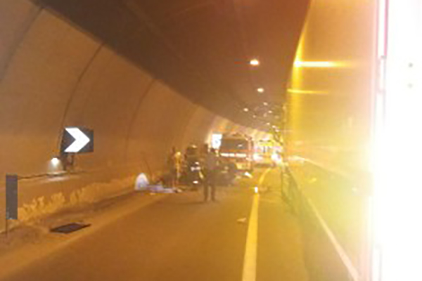 Incidente mortale sulla Statale 38, 16enne perde la vita