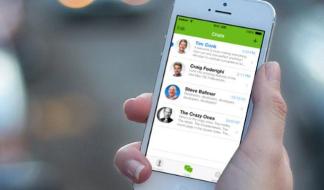 Chat WhatsApp per evitare i posti di blocco:  rischio denuncia