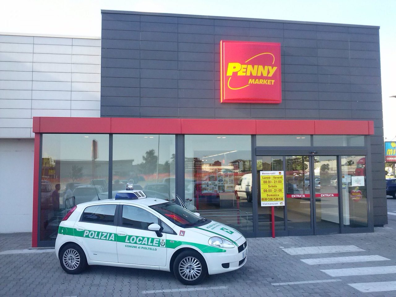 Dopo la lite al supermercato la minaccia di morte