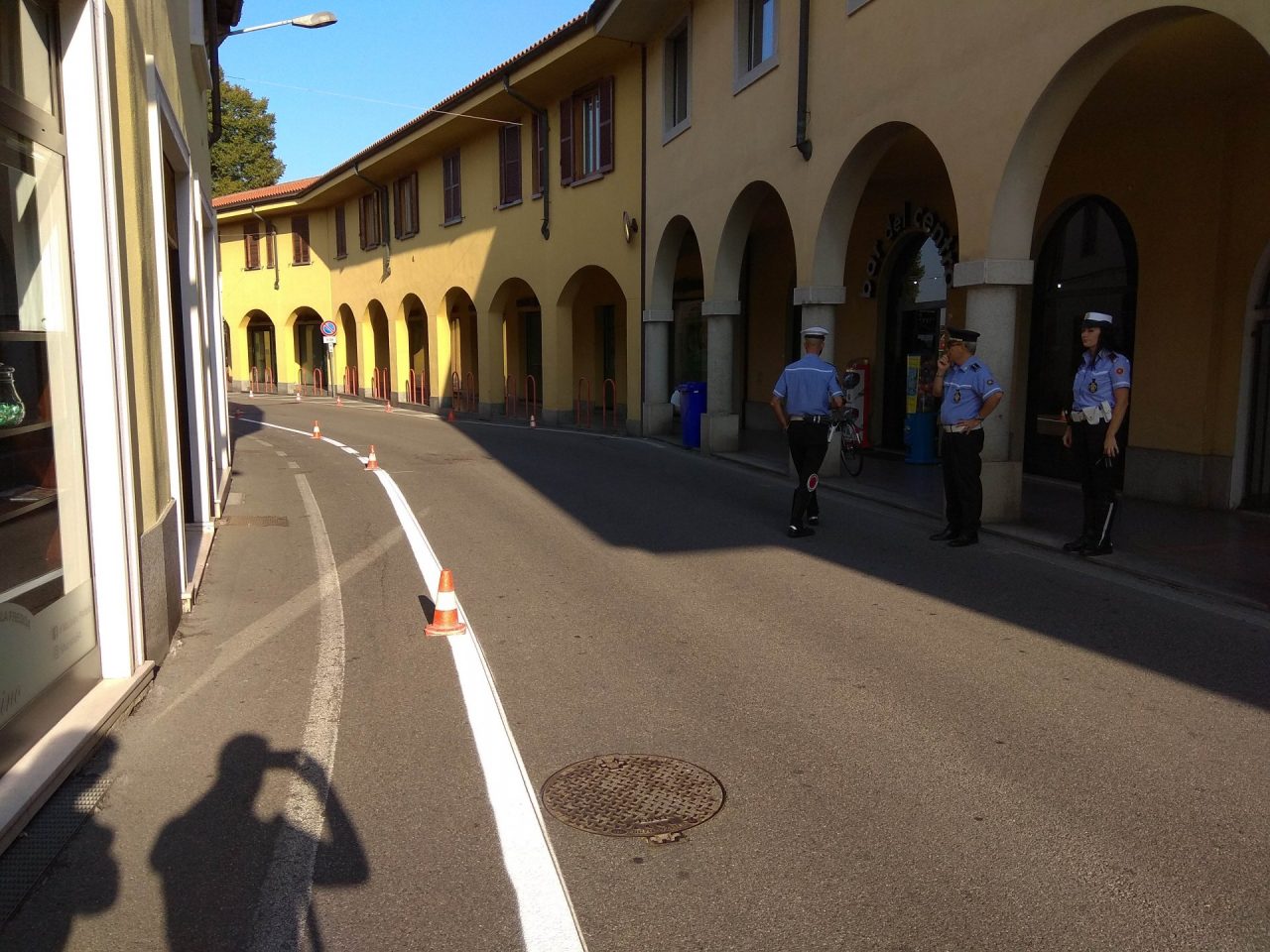 Via Milano a senso unico il Polo chiede subito i lavori alla strada