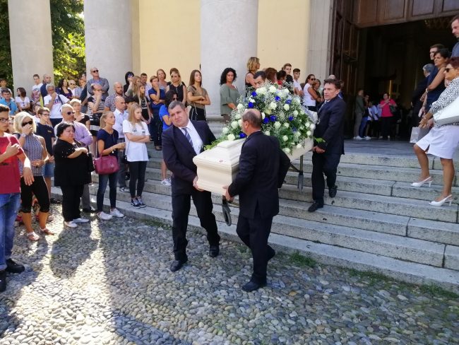 L’ultimo saluto al quindicenne Luca Marziano