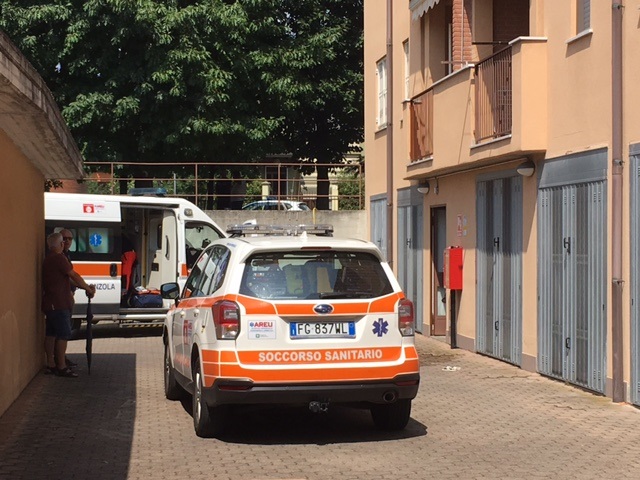 Caduta dal balcone si è spenta in ospedale
