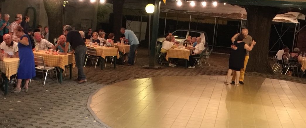 Centro anziani Vaprio d'Adda Direttivo e volontari cena di Feerragosto