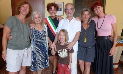 Riconoscimento famiglie arcobaleno: sfida al Ministro Fontana anche dalla Lombardia