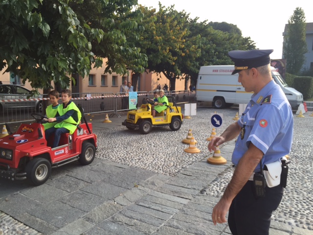 Mobilità sostenibile, un circuito d’auto in centro città