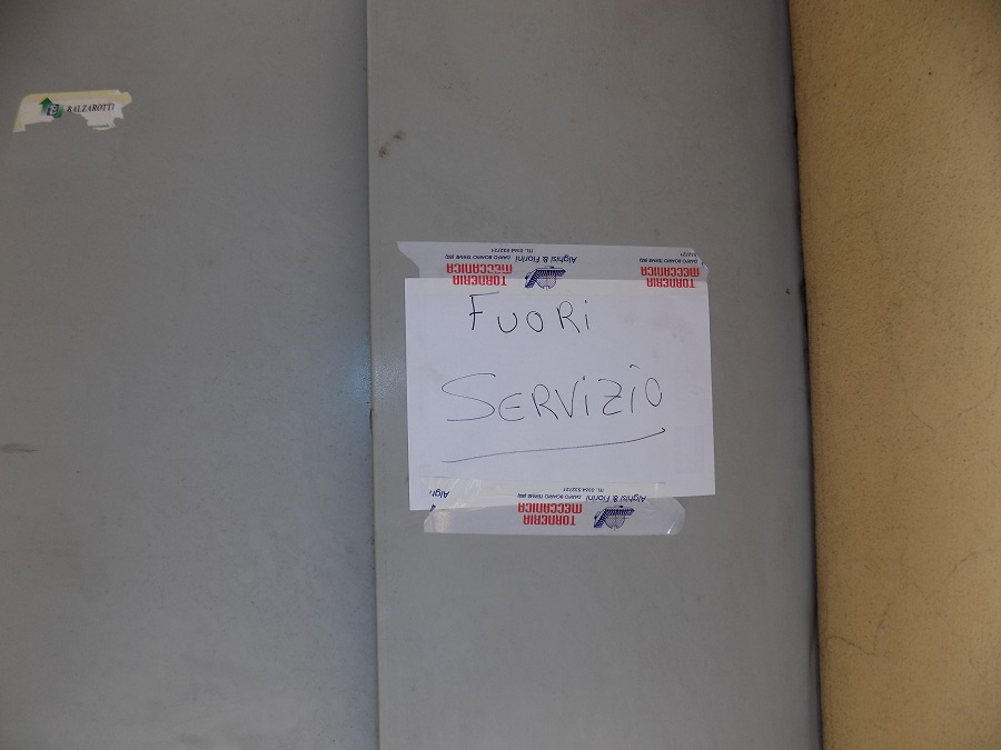 Ascensore della scuola guasto da otto mesi