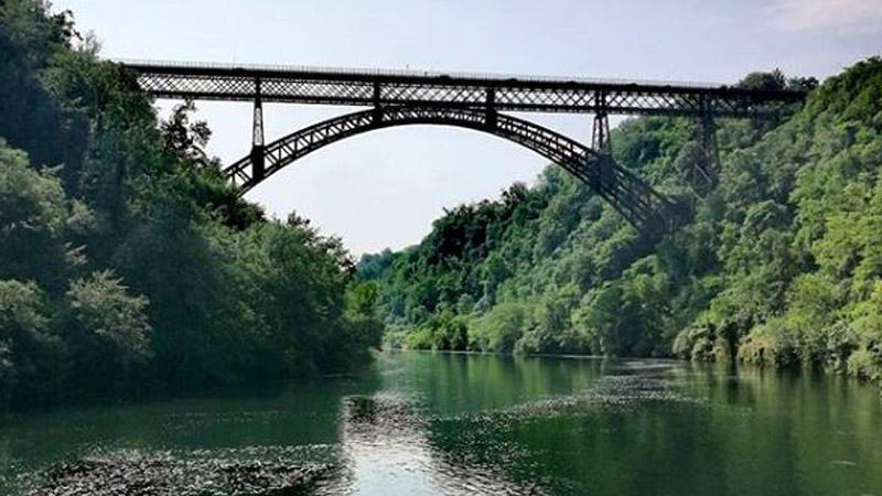 Ponte di Paderno chiuso: ecco i nuovi orari di treni e bus