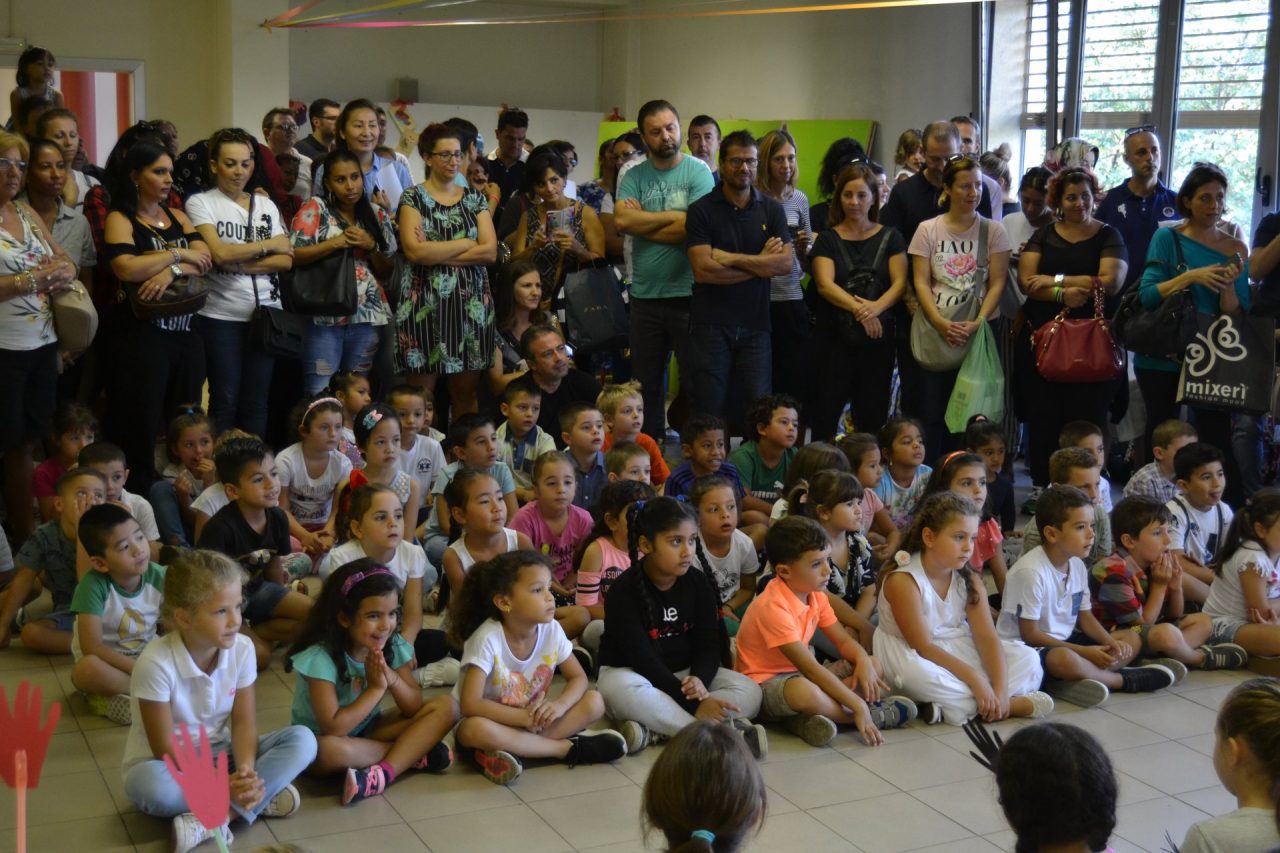 Limito Primo giorno di scuola per gli alunni di via Molise FOTO