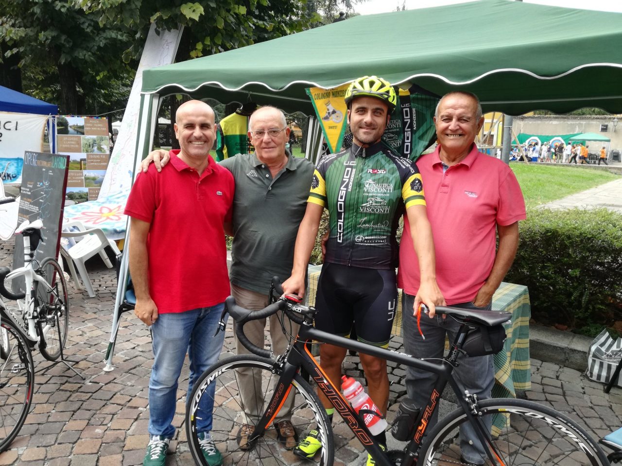 festa del volontariato in piazza a cologno monzese