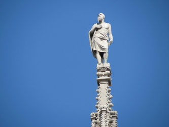 Assolombarda adotta una guglia del Duomo FOTO-VIDEO