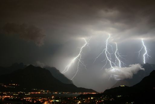 Previsti forti temporali in serata: allerta meteo della Protezione Civile
